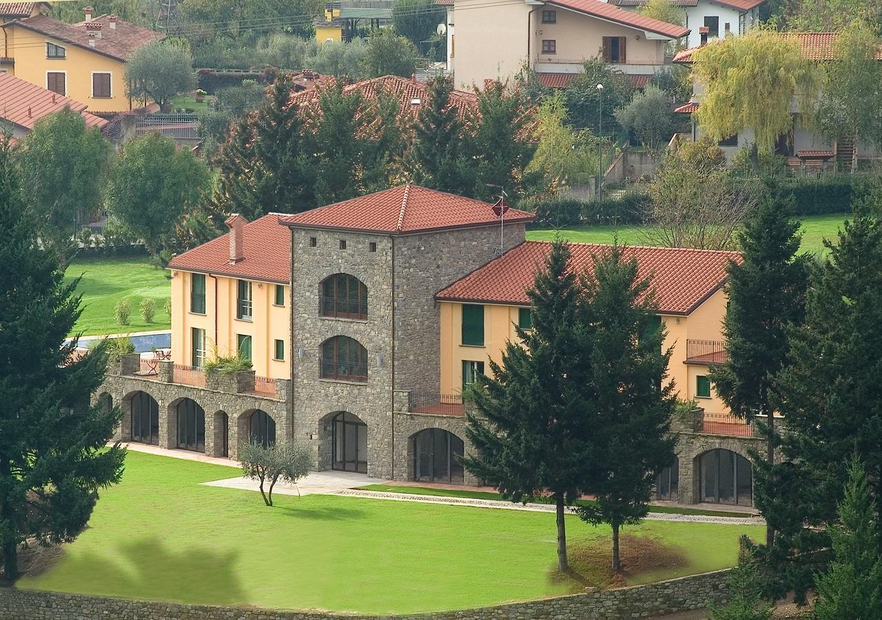 Ca Del Moro Resort & Spa Pontremoli Exterior photo
