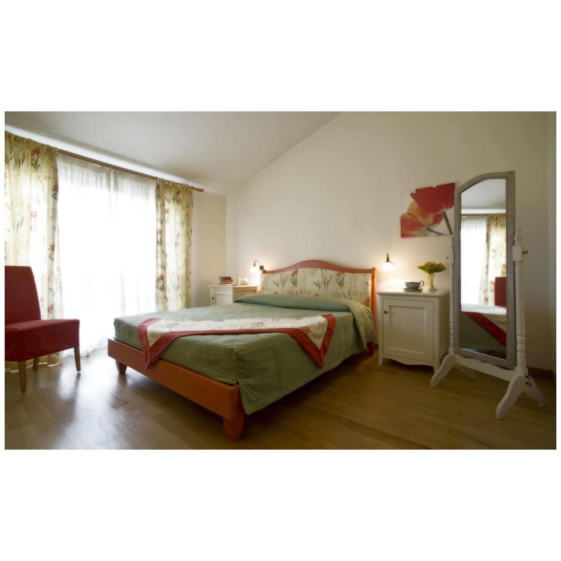Ca Del Moro Resort & Spa Pontremoli Exterior photo