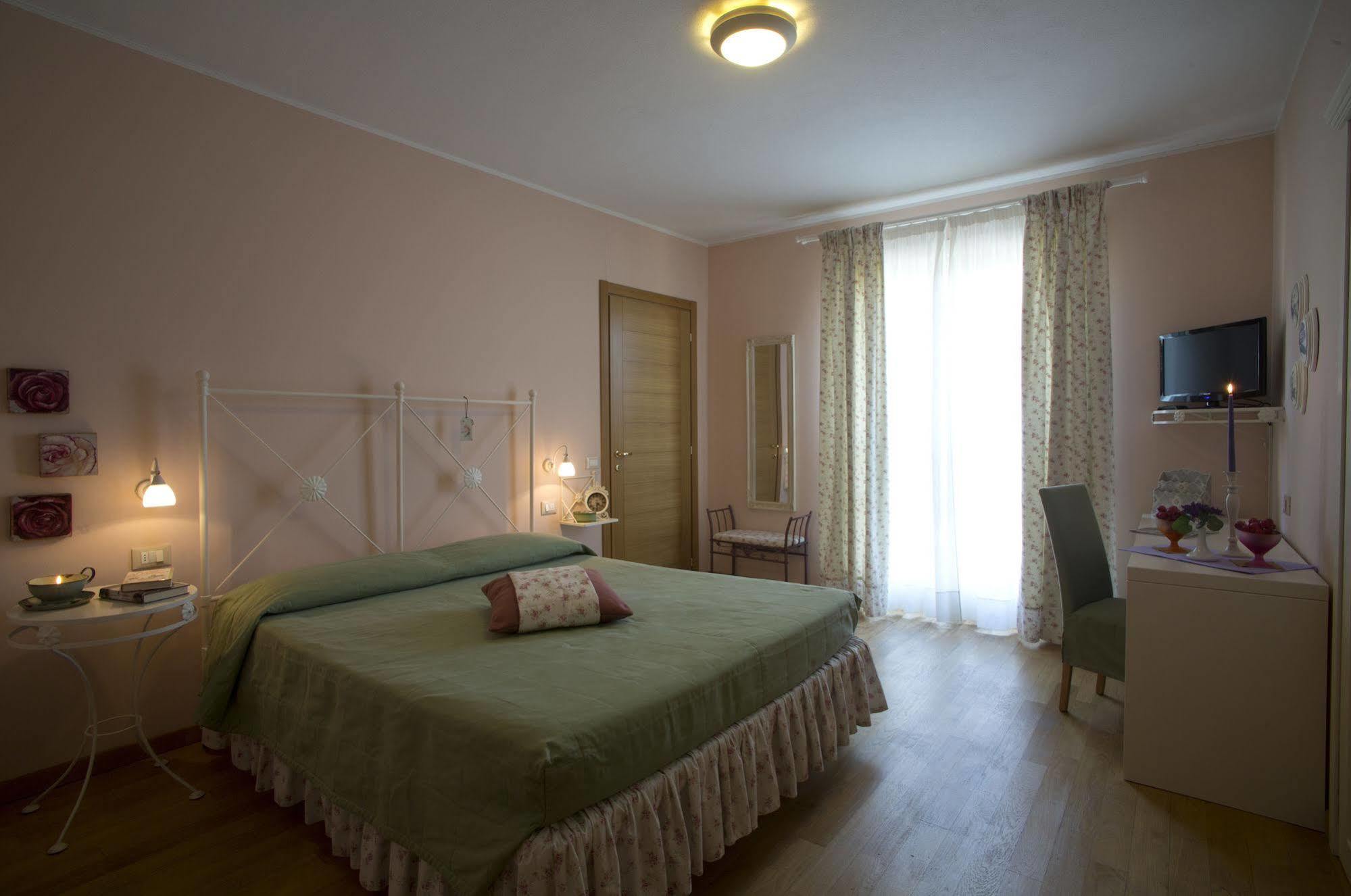 Ca Del Moro Resort & Spa Pontremoli Exterior photo